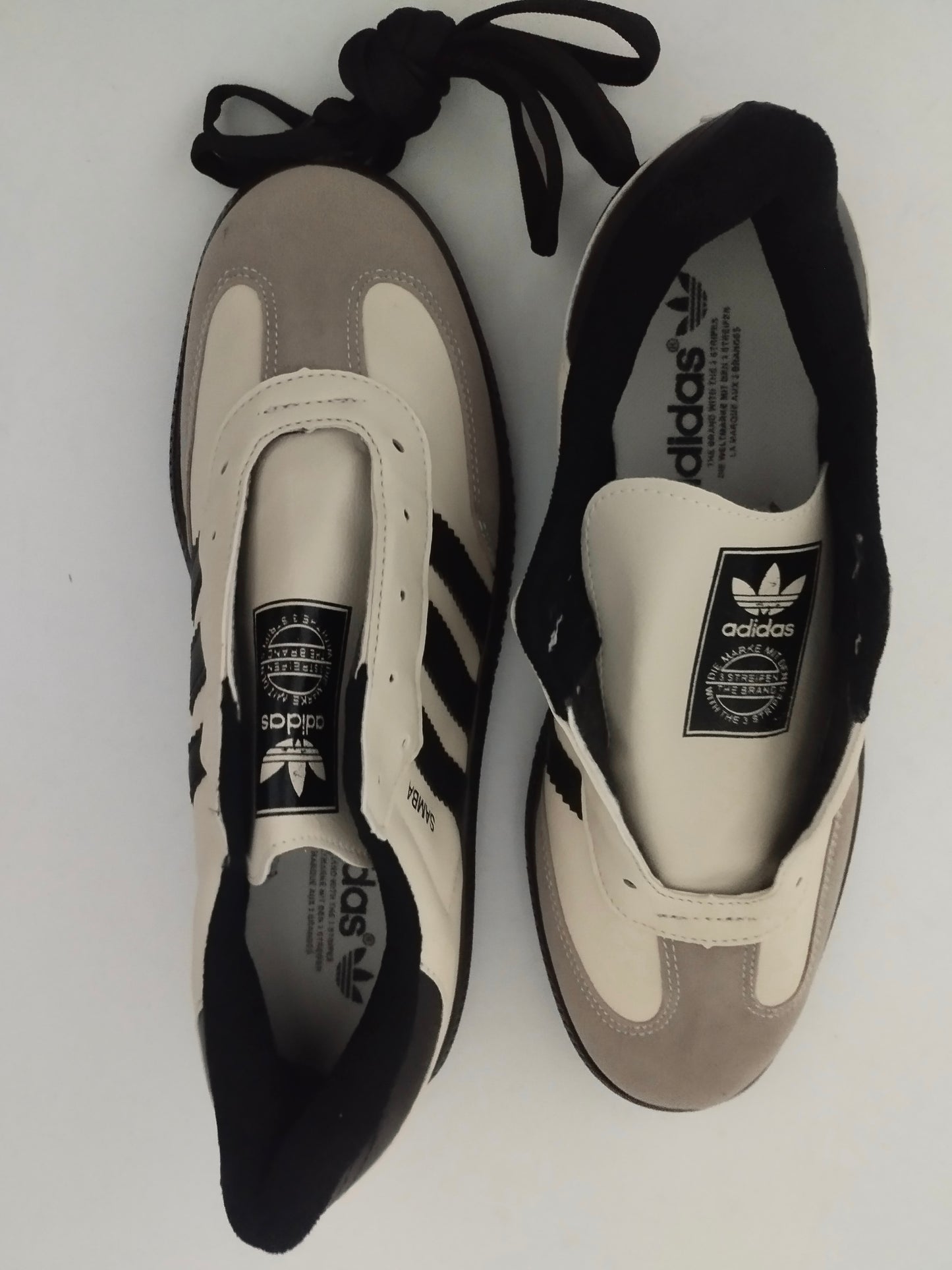 Tênis Adidas