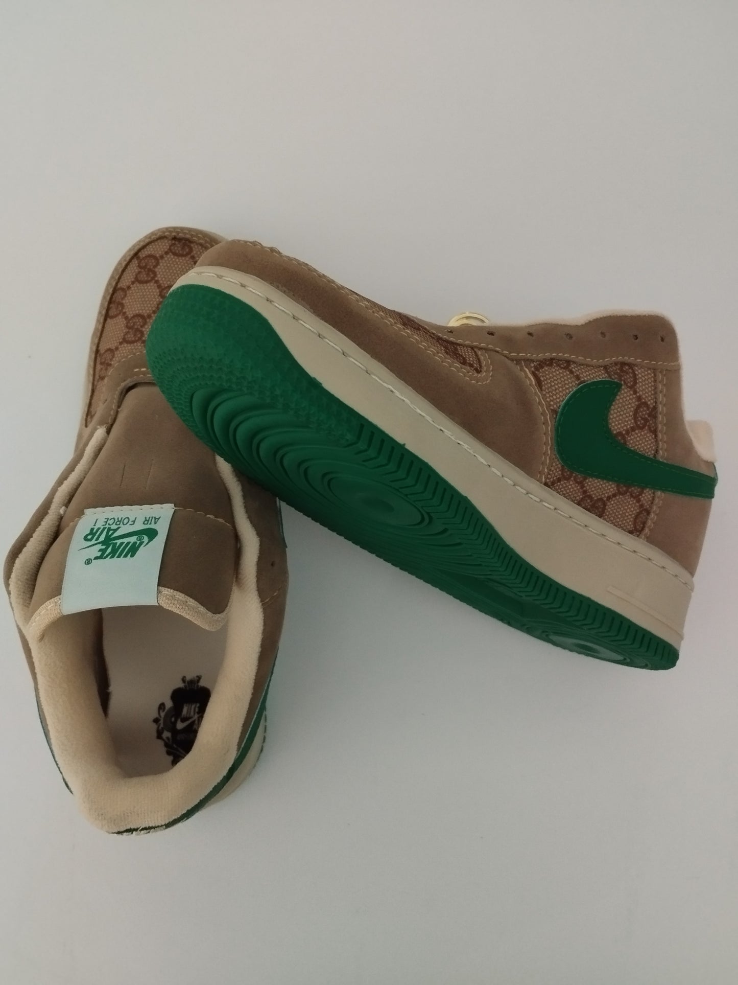 Tênis Nike Air Force mais 1 Bolsa Feminina