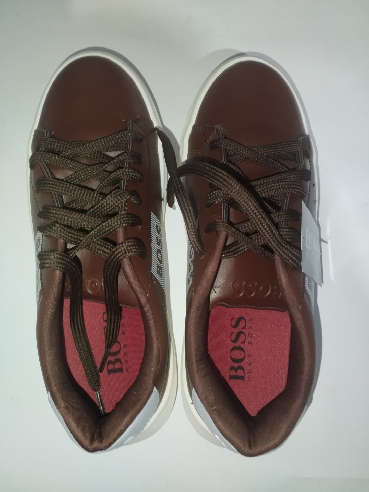 O BOSS ,O Tênis Perfeito Para Qualquer Loo