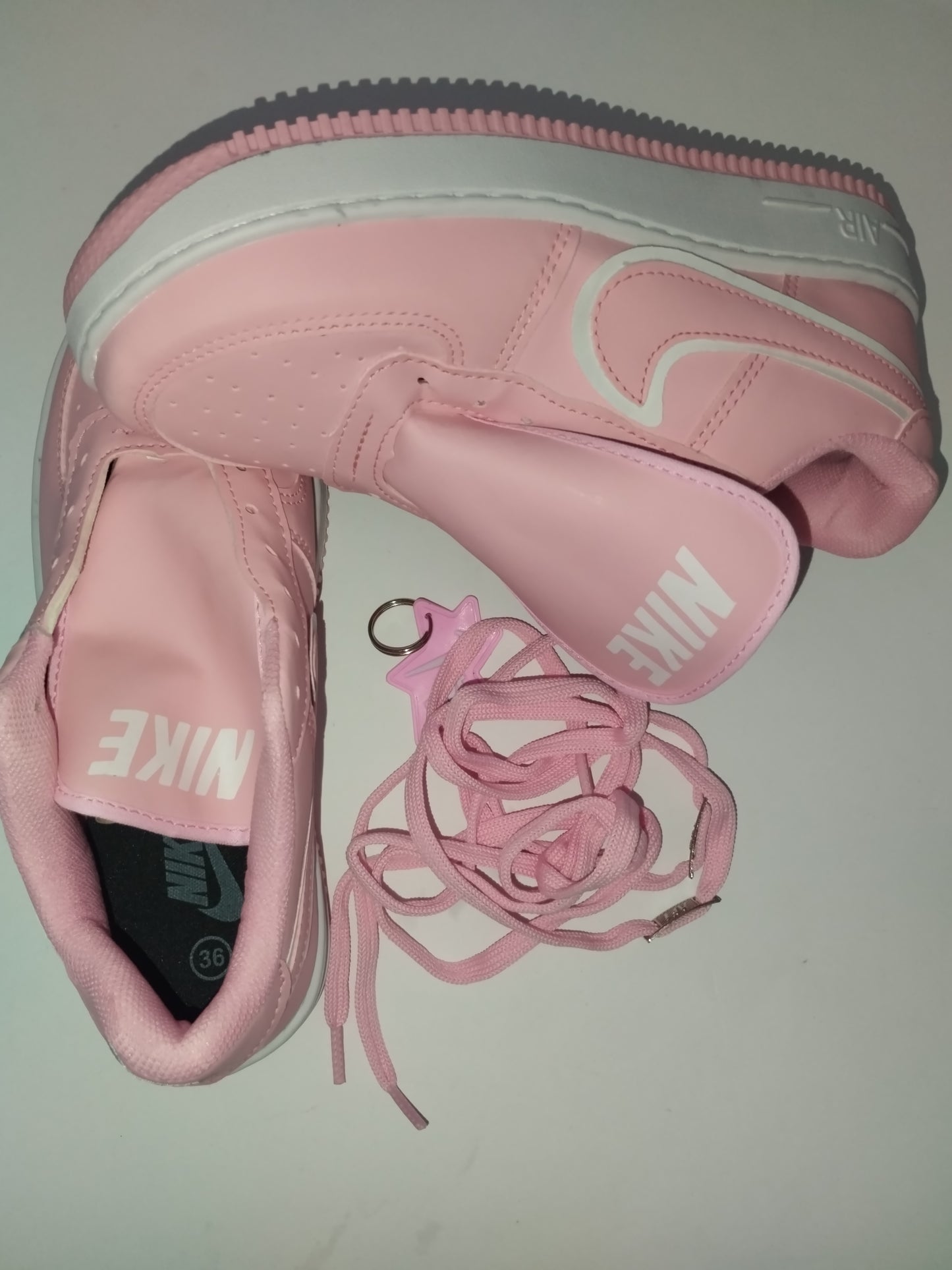Tênis NIKE