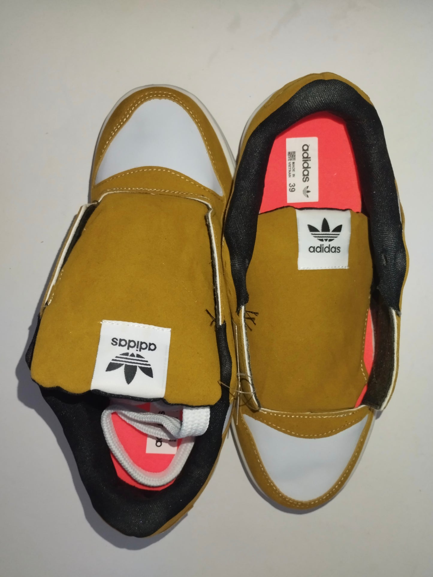 Tênis ADIDAS