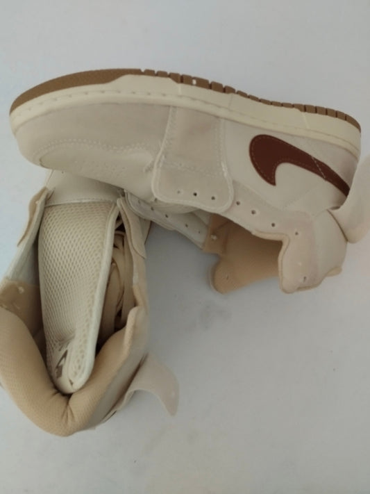 Tênis Nike Air
