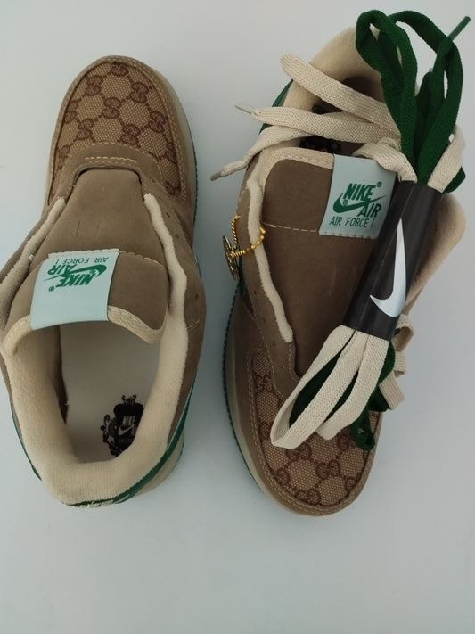 Tênis Nike Air Force