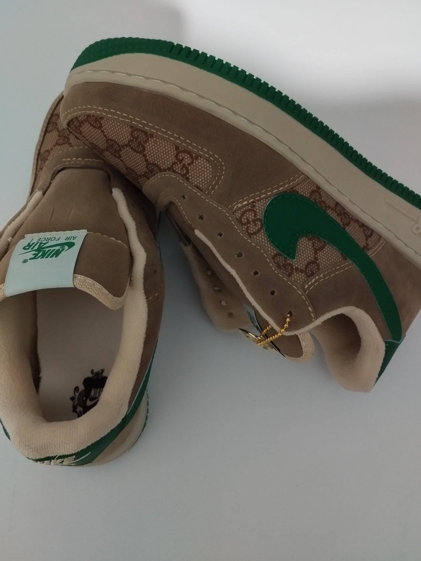 Tênis Nike Air Force