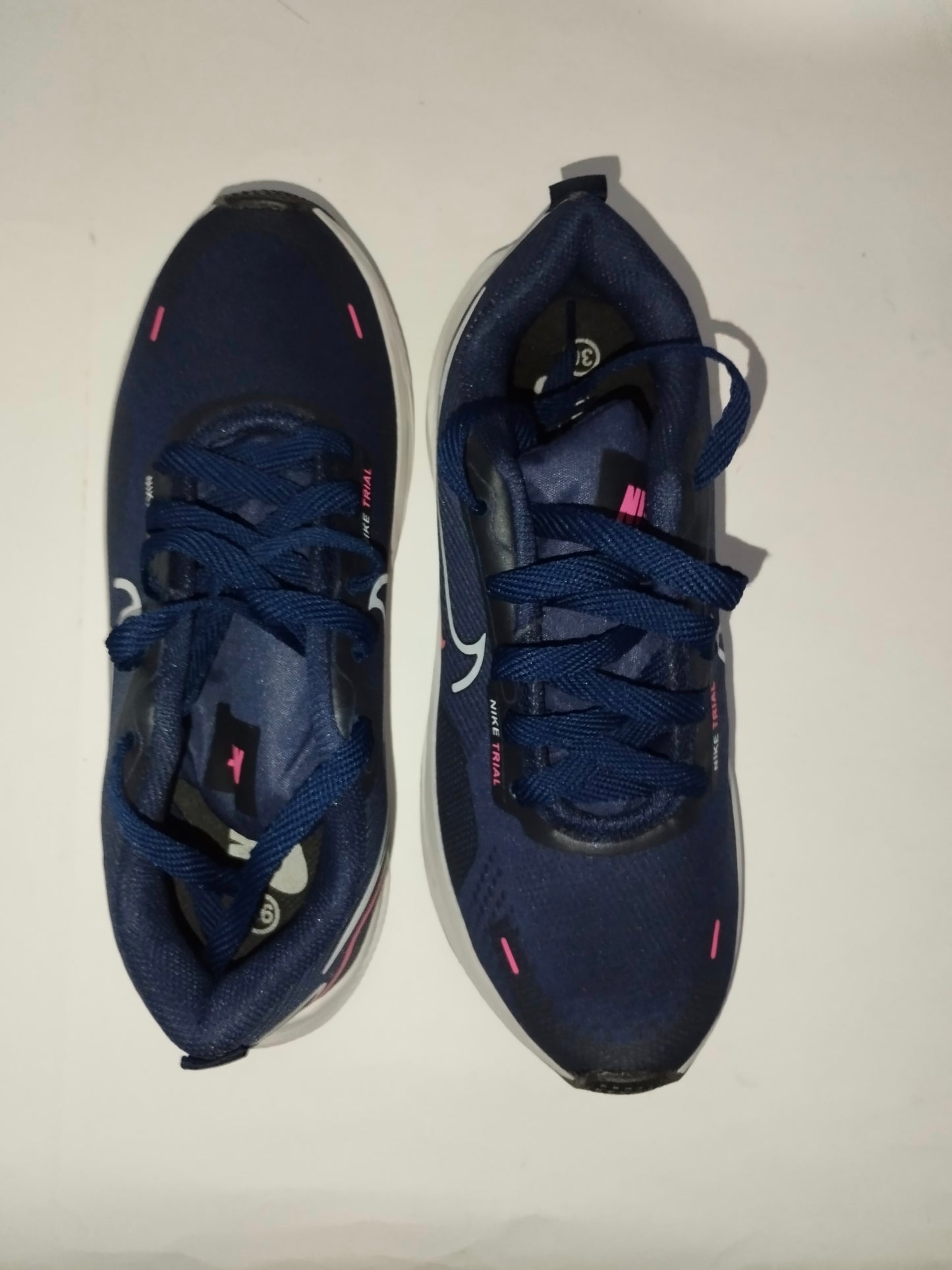 Tênis Feminino  Nike Trial