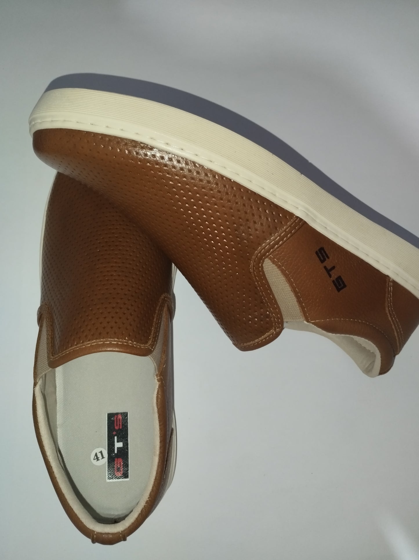 Sapatênis Masculino de Couro Legítimo – Conforto e Estilo