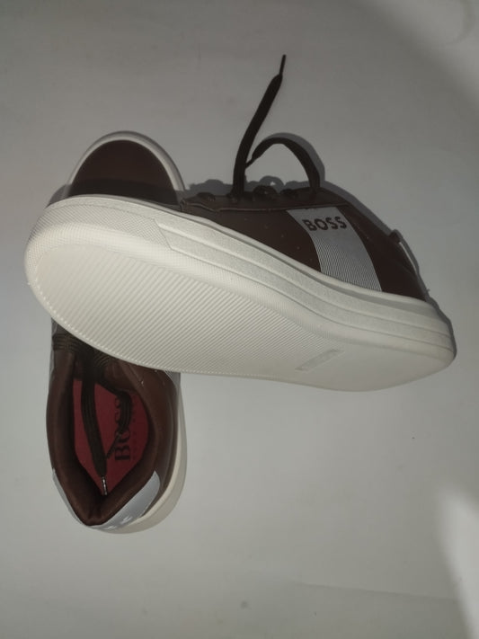 O BOSS ,O Tênis Perfeito Para Qualquer Loo